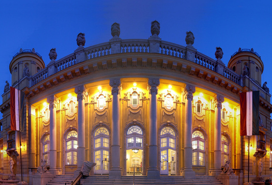 Széchenyi Thermal Baths (Szülőföld Publishing House)